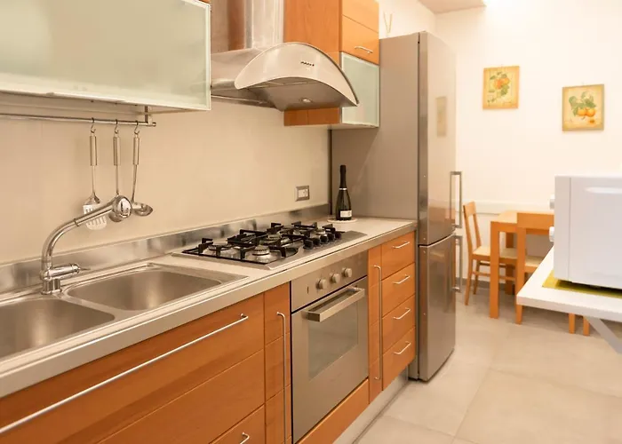 Elite Vatican Refuge Rom