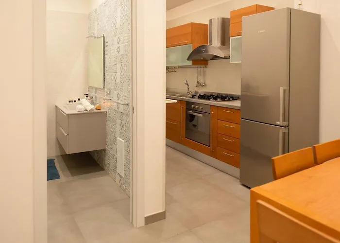 Elite Vatican Refuge * Rom