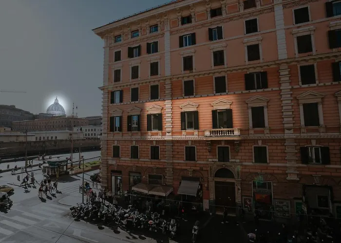 Elite Vatican Refuge * Rom